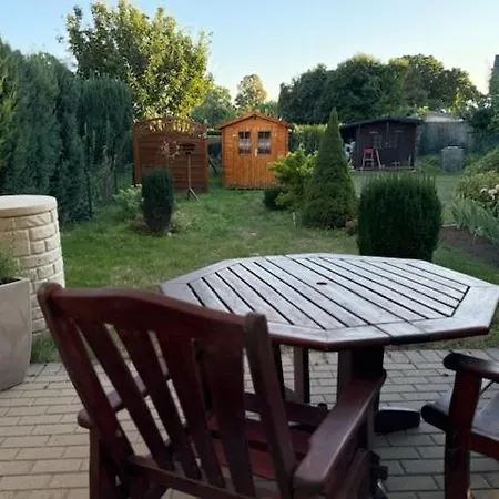 Holiday home Gemuetliches Reihenhaus Mit Garten Und Terasse *